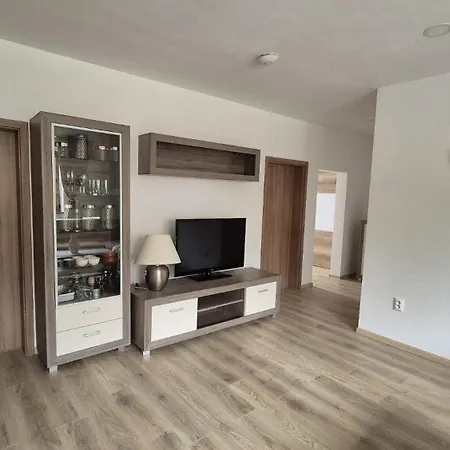 Apartament Raj *